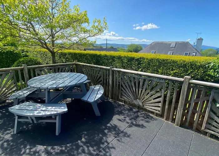 Hill Sea View Cottage